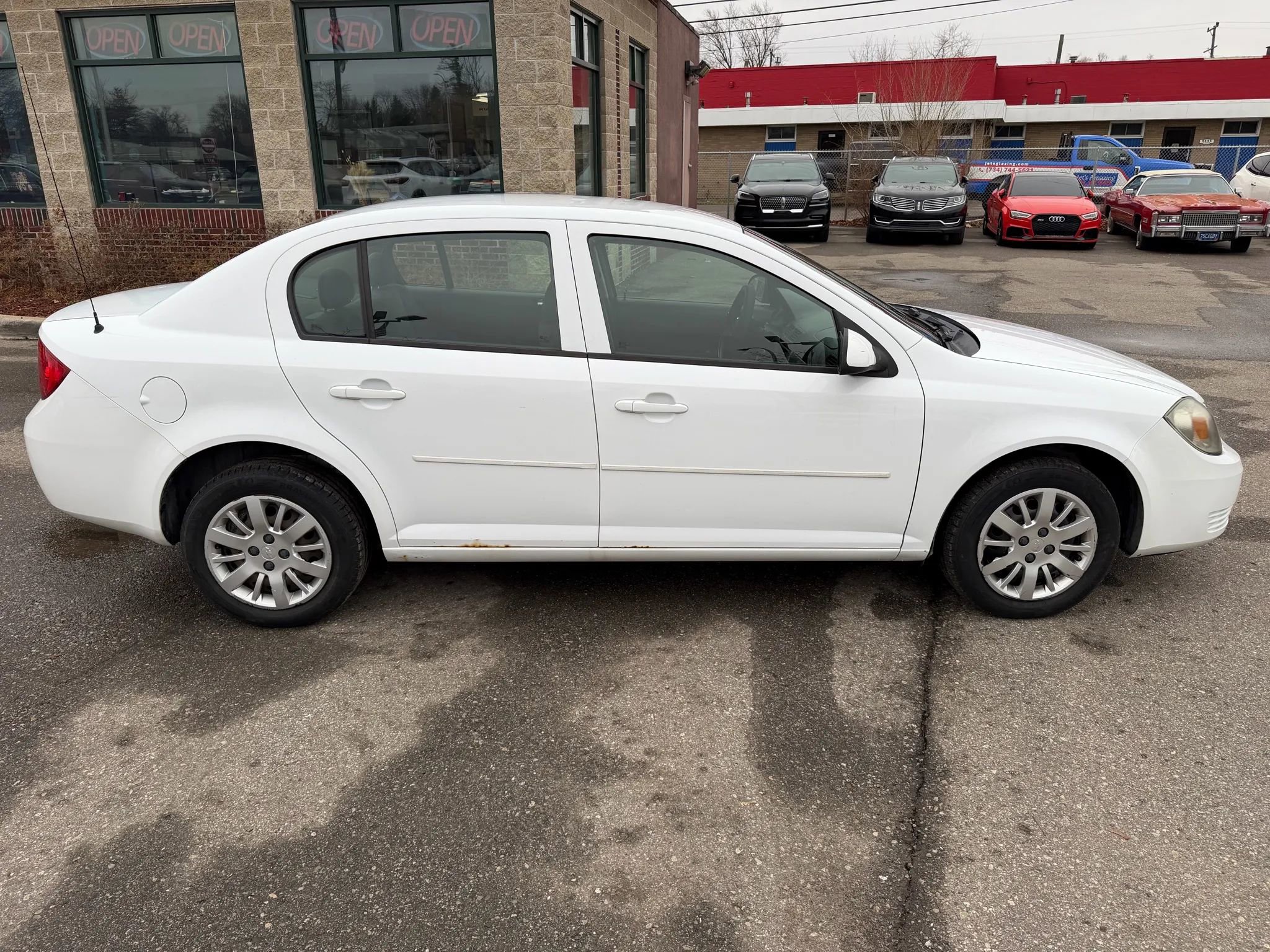 Used 2010 Chevrolet Cobalt LT image 6