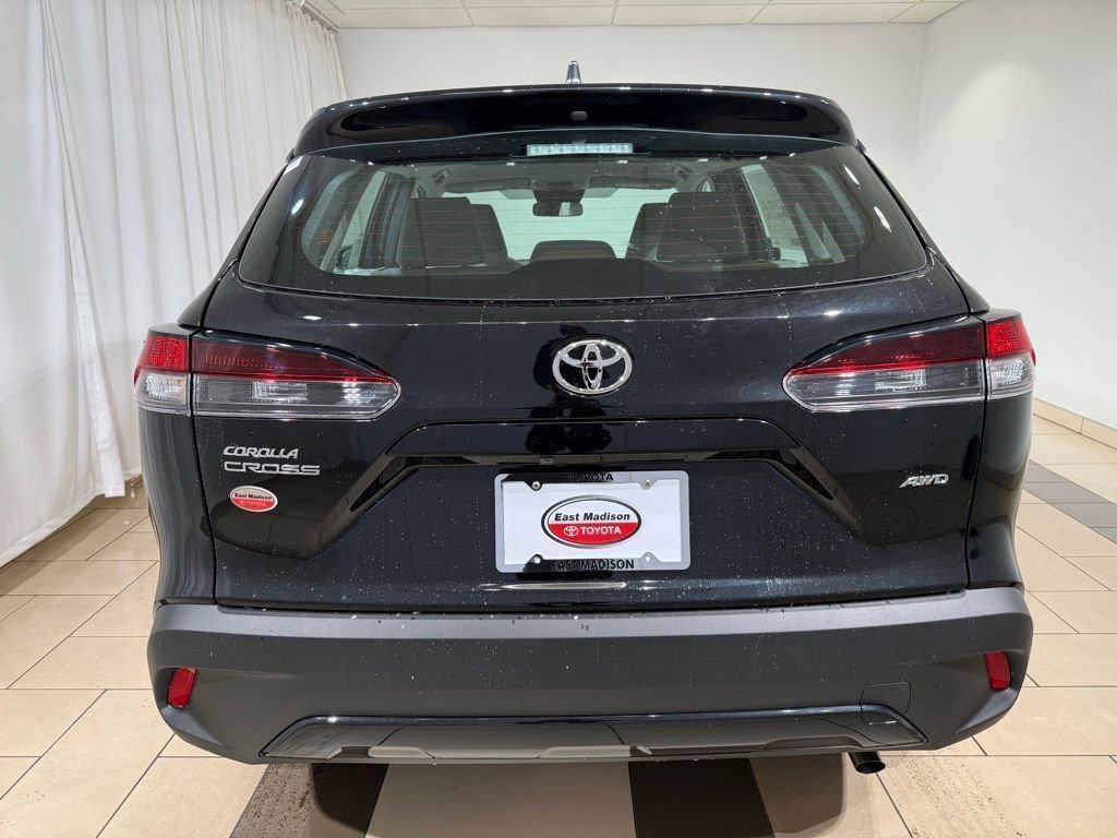 New 2026 Toyota Corolla Cross L image 4