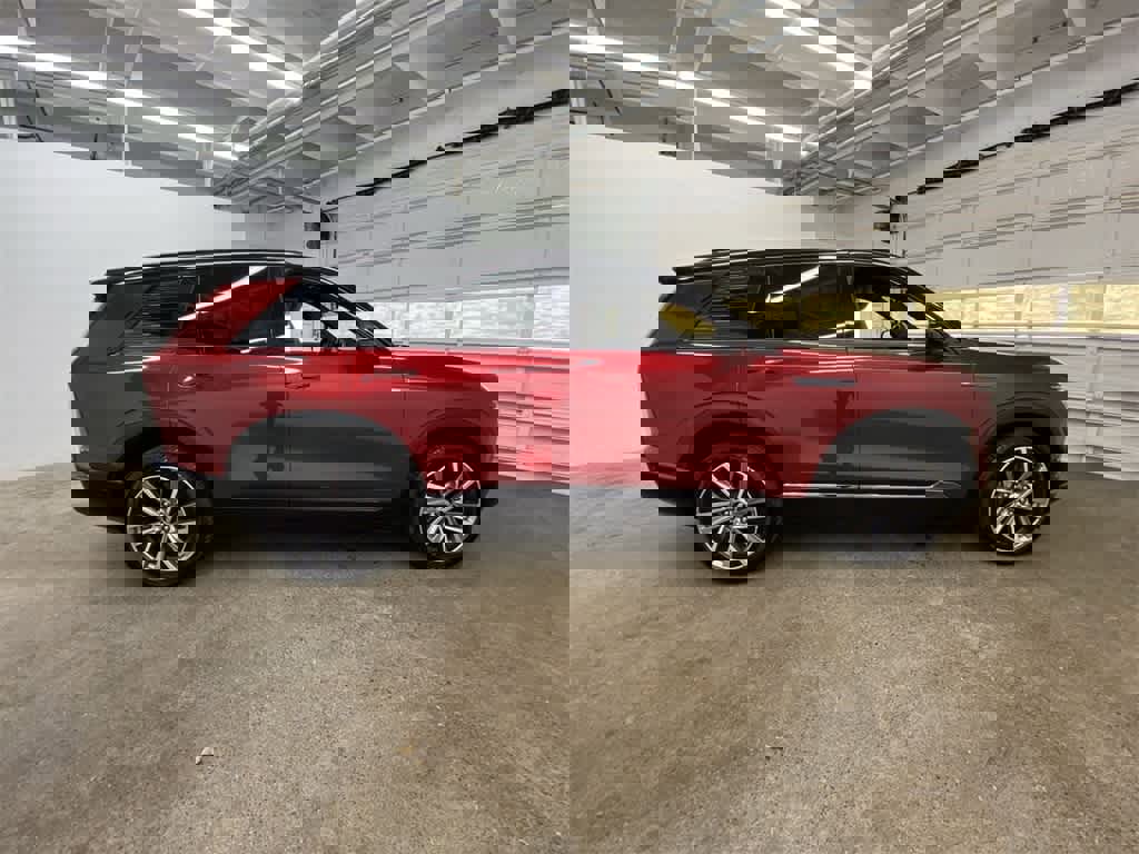 Certified 2026 Cadillac Vistiq Sport w/ LPO, Floor Liner Package image 7