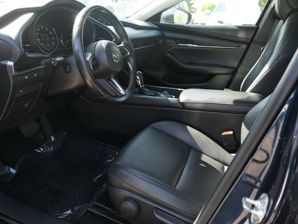 Used 2024 MAZDA MAZDA3 s FWD image 11