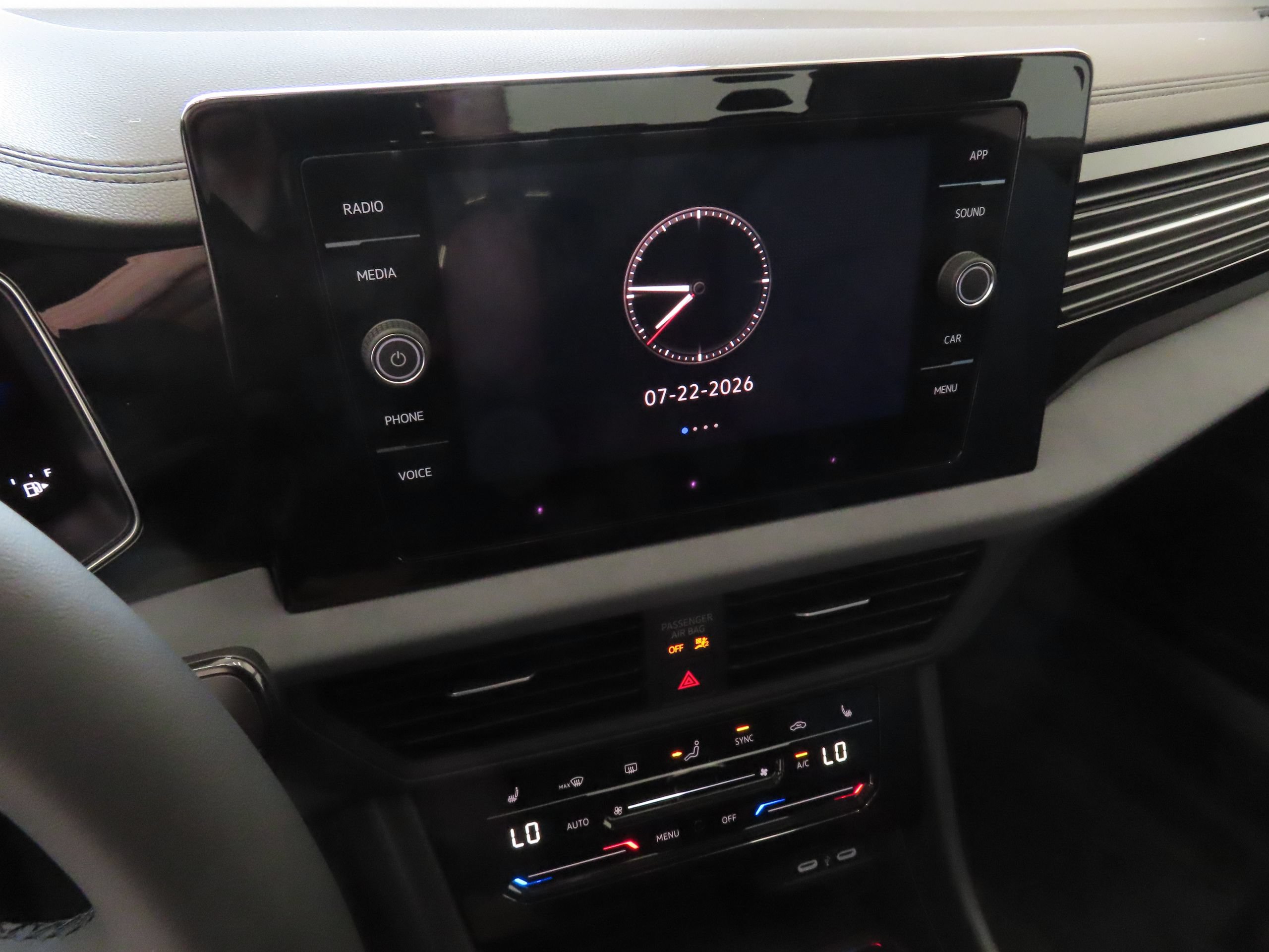 New 2026 Volkswagen Jetta SE FWD image 17