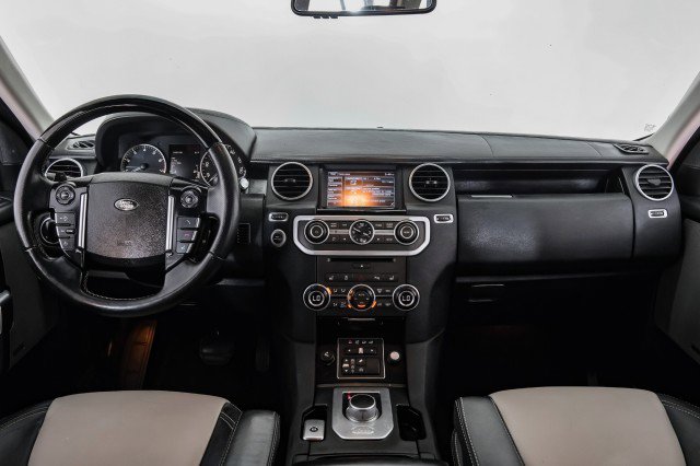 Used 2015 Land Rover LR4 HSE LUX image 11