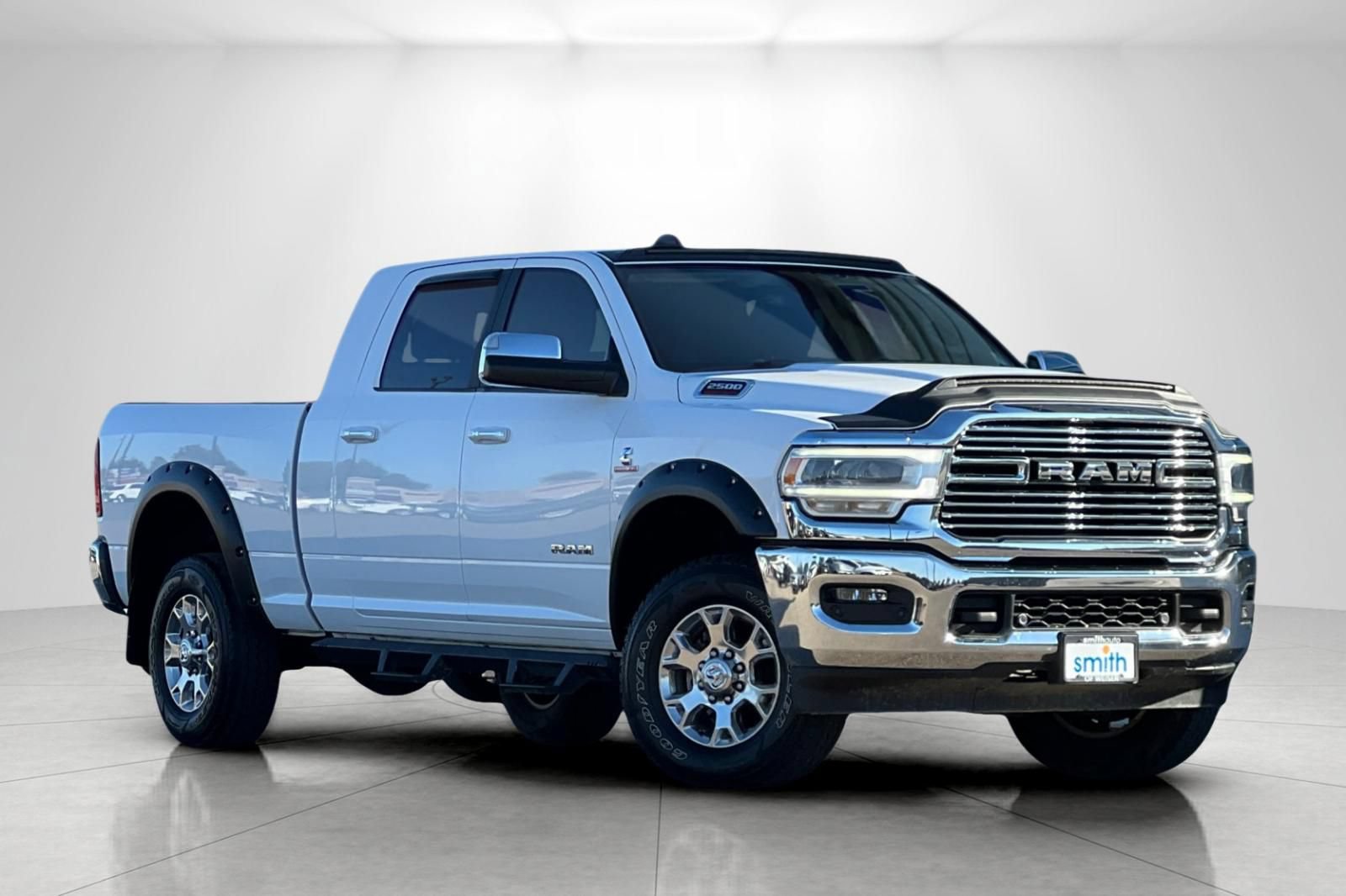 Used 2020 RAM 2500 Laramie AWD/4WD image 2