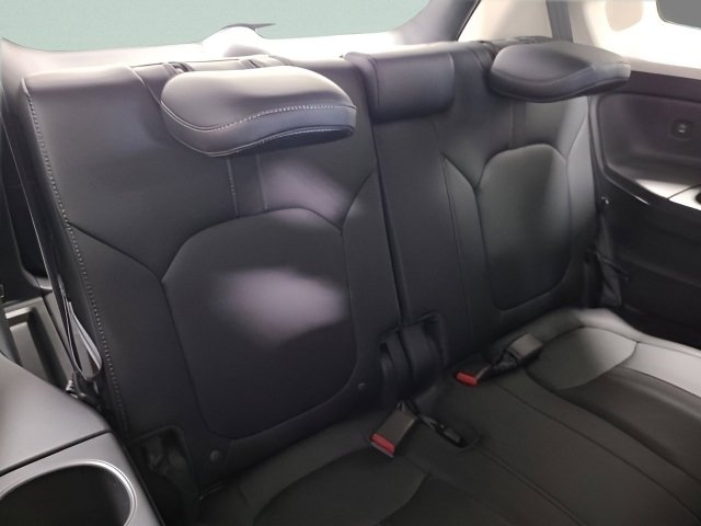 Used 2025 Honda Pilot Touring image 22