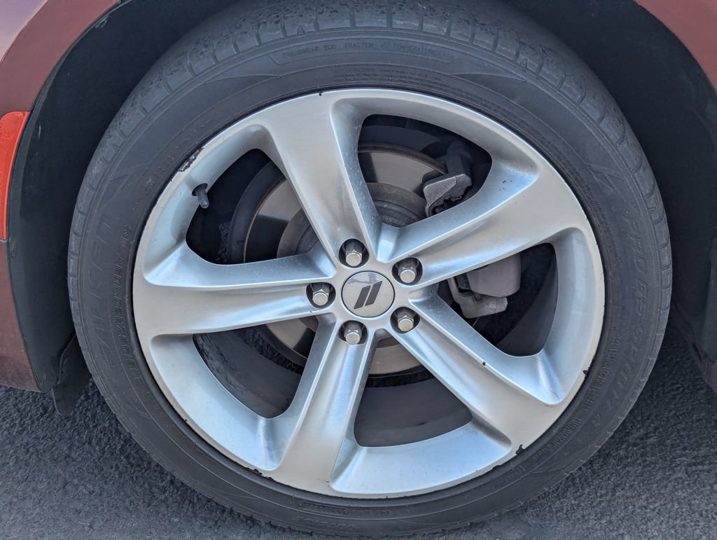 Used 2017 Dodge Charger SE RWD image 11