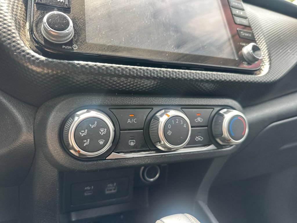Used 2023 Nissan Kicks SV FWD image 14