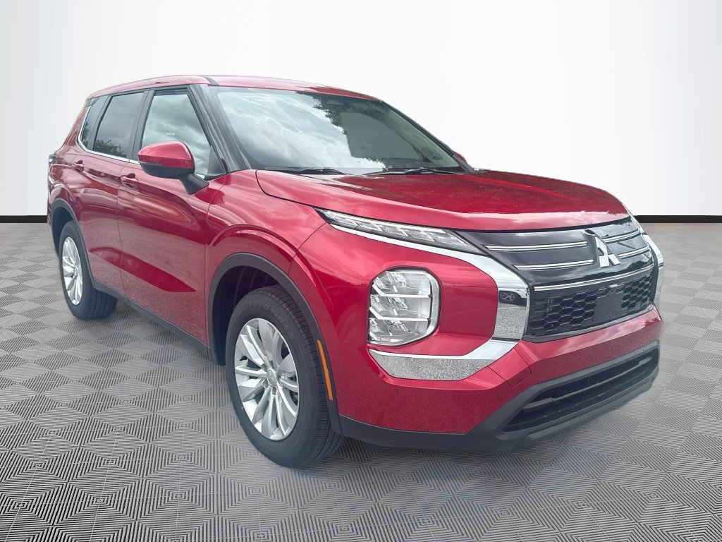 New 2026 Mitsubishi Outlander ES FWD image 3