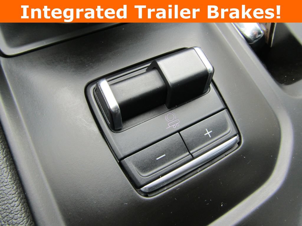 Used 2024 GMC Sierra 1500 AT4 w/ Technology Package AWD/4WD image 22