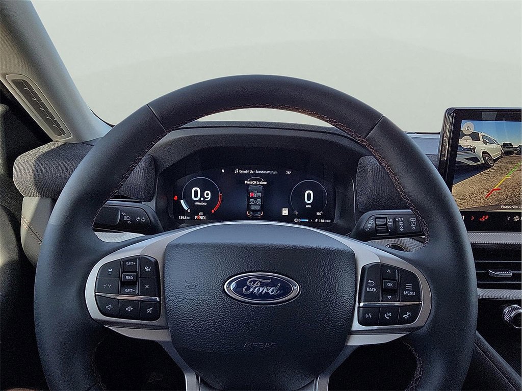 New 2025 Ford Explorer Active image 19