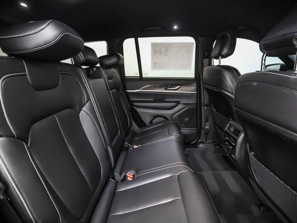 Used 2025 Jeep Grand Cherokee Limited w/ Trailer Tow Package image 26