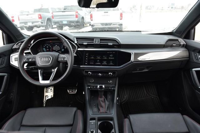 Used 2025 Audi Q3 2.0T Premium Plus w/ Premium Plus Package image 7