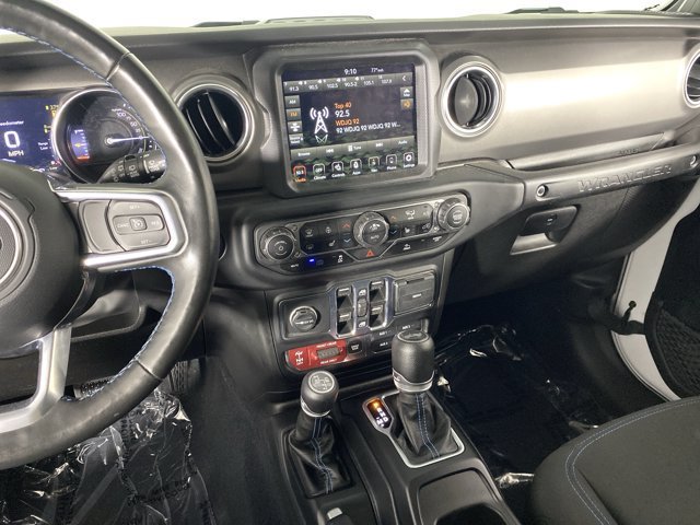 Used 2023 Jeep Wrangler Unlimited Rubicon 4xe w/ Cold Weather Group AWD/4WD image 29