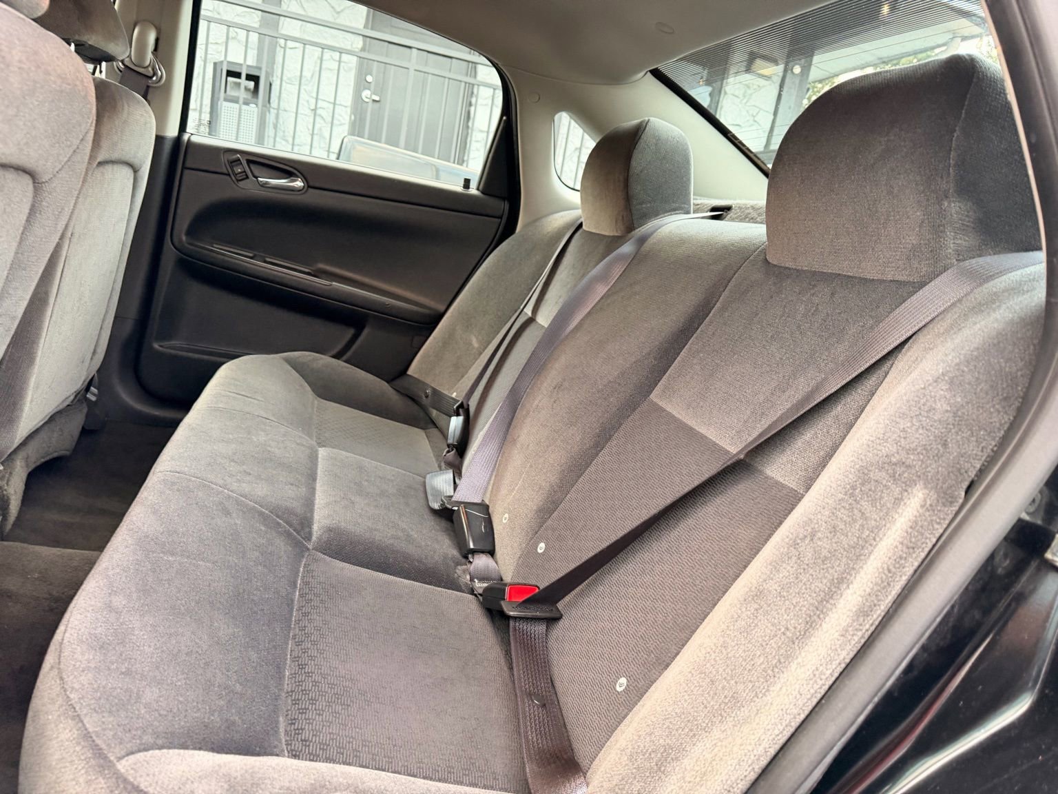 Used 2016 Chevrolet Impala LT image 13