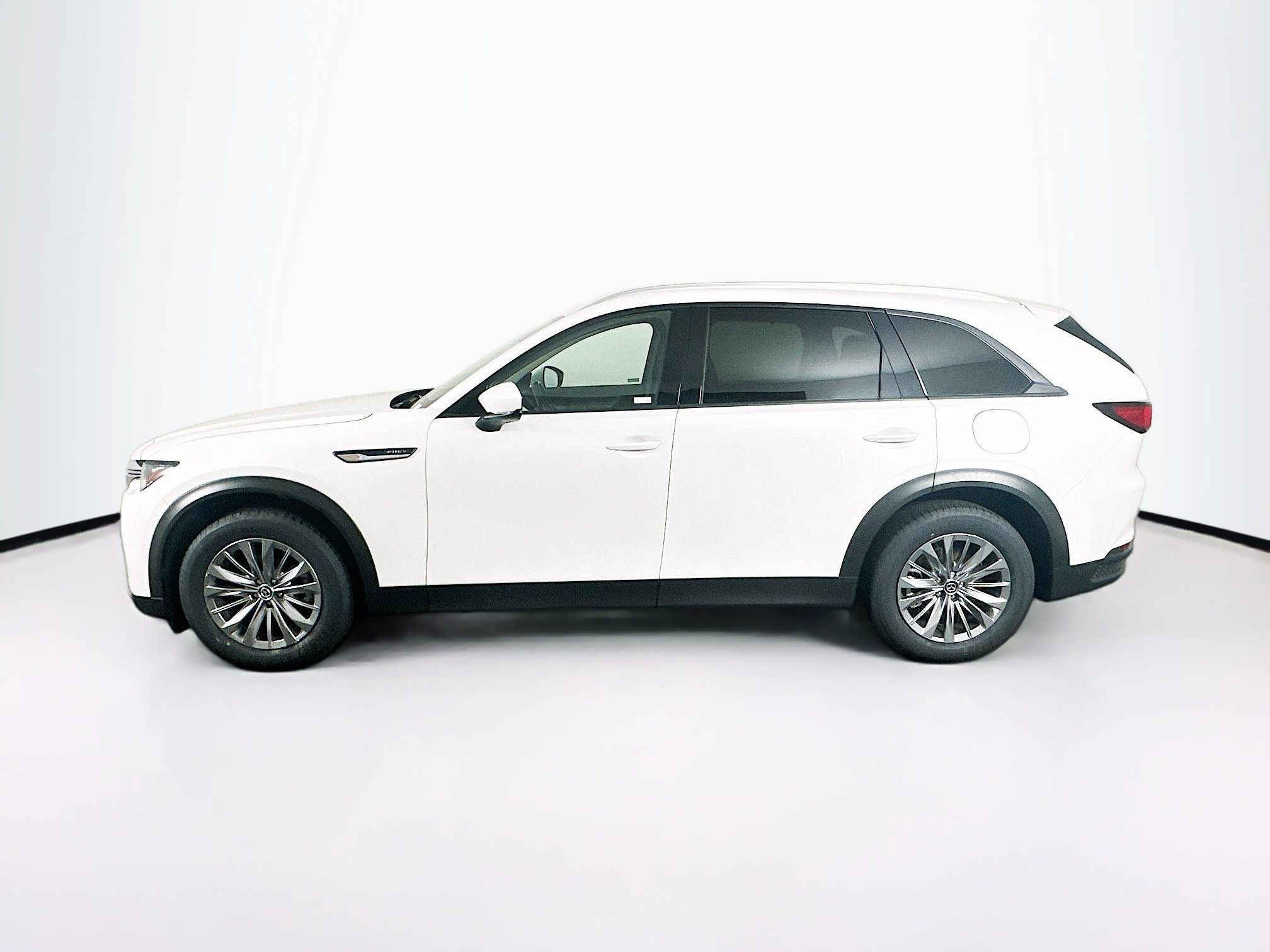 Used 2024 MAZDA CX-90 Plug-In Hybrid w/ Preferred AWD/4WD image 4