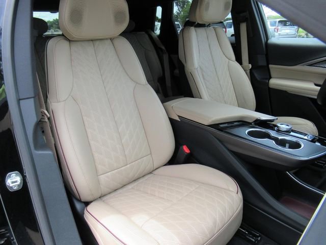 Certified 2025 Cadillac Lyriq Sport w/ Nappa Leather Package AWD/4WD image 10