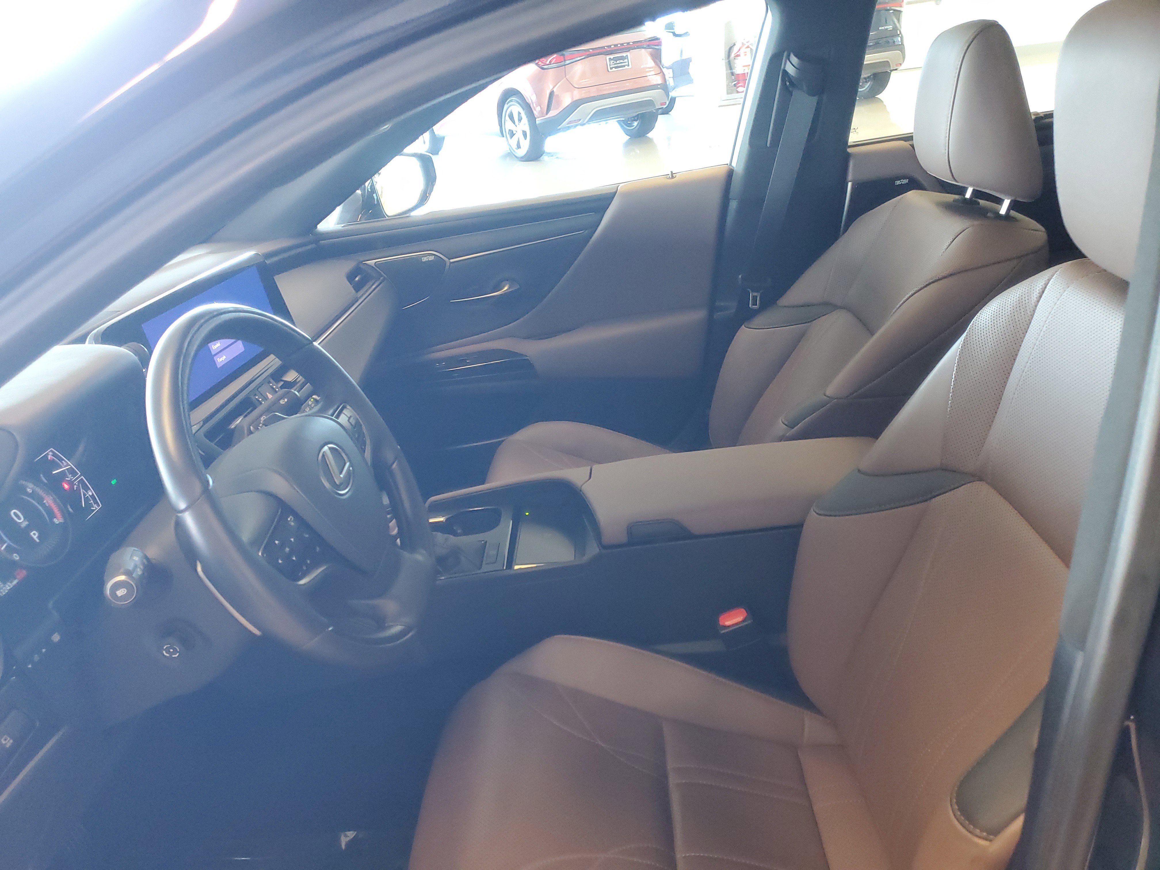 Used 2025 Lexus ES 350 Ultra Luxury w/ Accessory Package (Z2) FWD image 19