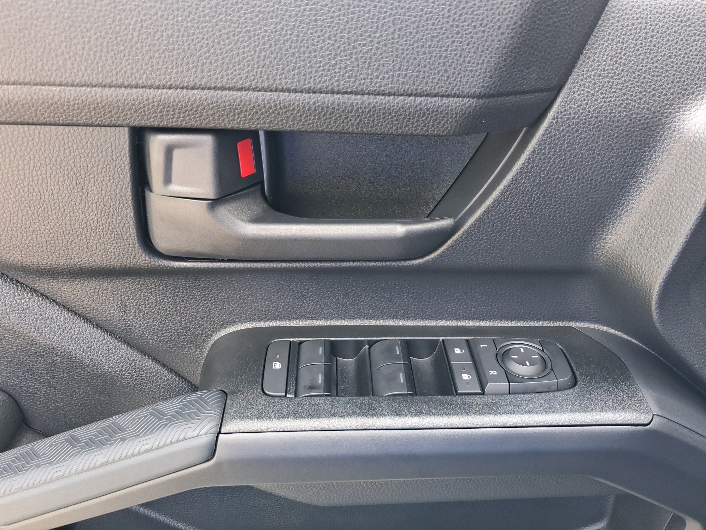 Used 2026 Toyota 4Runner SR5 AWD/4WD image 25