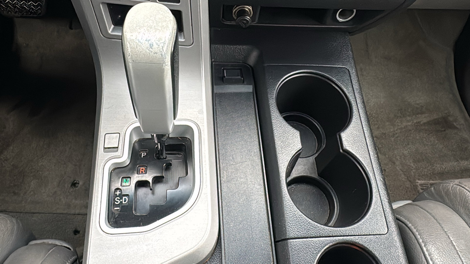 Used 2008 Toyota Sequoia Limited image 29