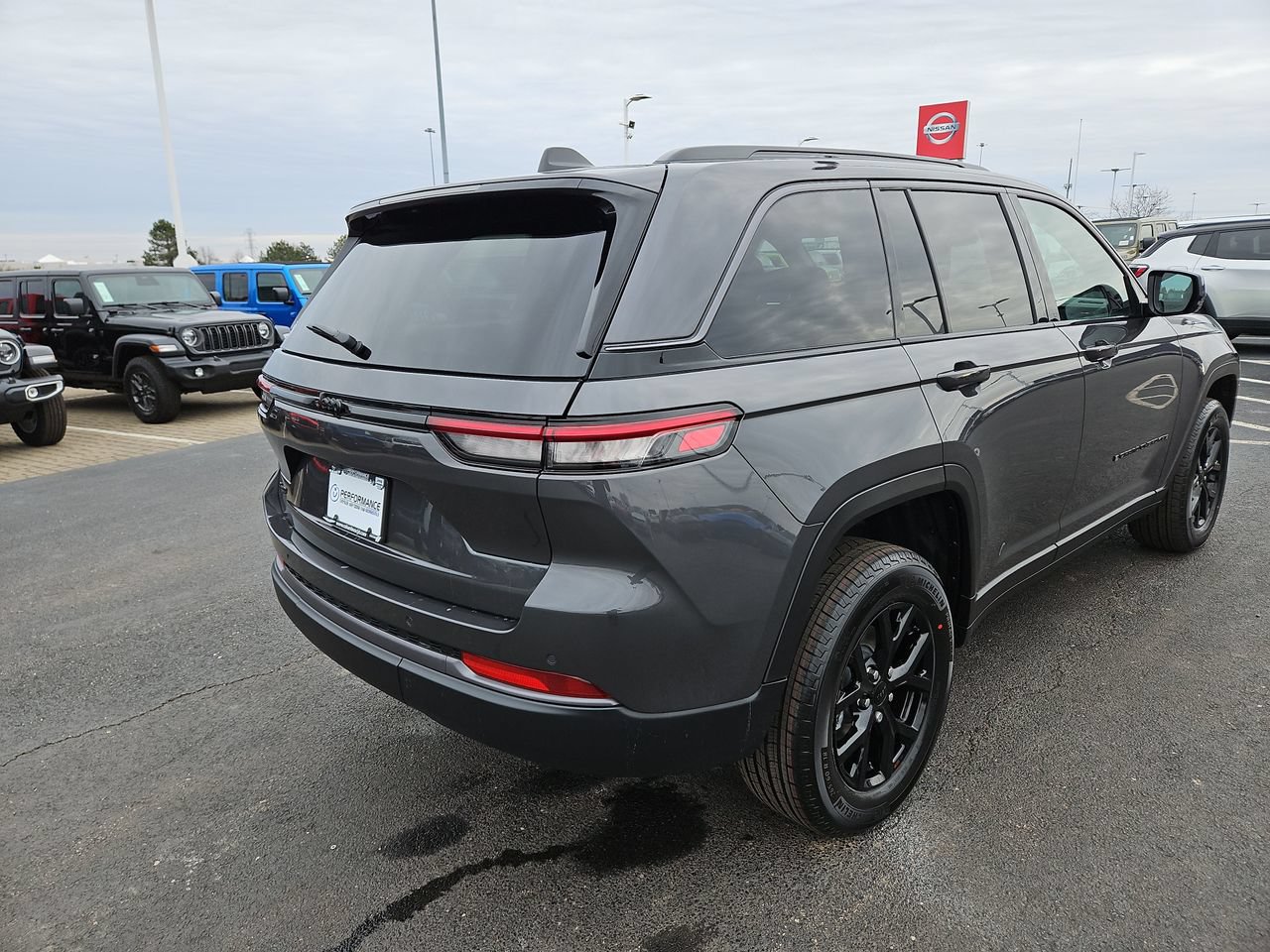 New 2026 Jeep Grand Cherokee Altitude AWD/4WD image 7