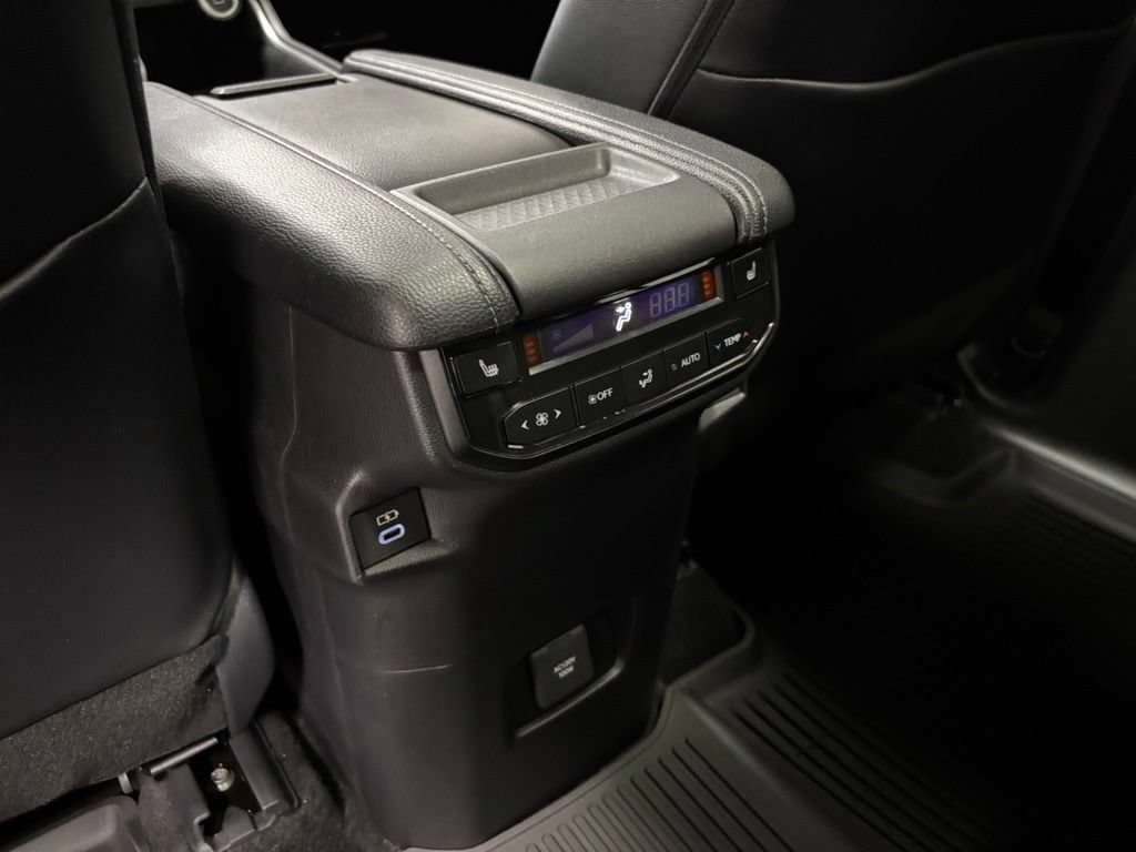 Used 2026 Toyota Grand Highlander AWD image 52
