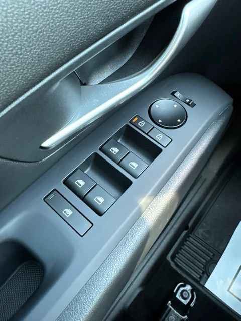 Used 2026 Hyundai Santa Cruz SE AWD/4WD image 17