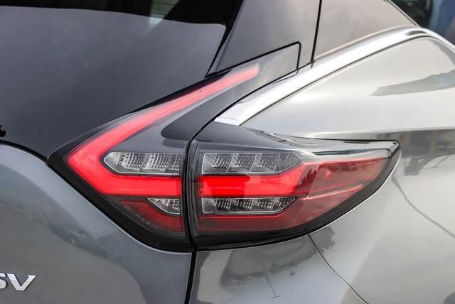 Used 2023 Nissan Murano SV image 9