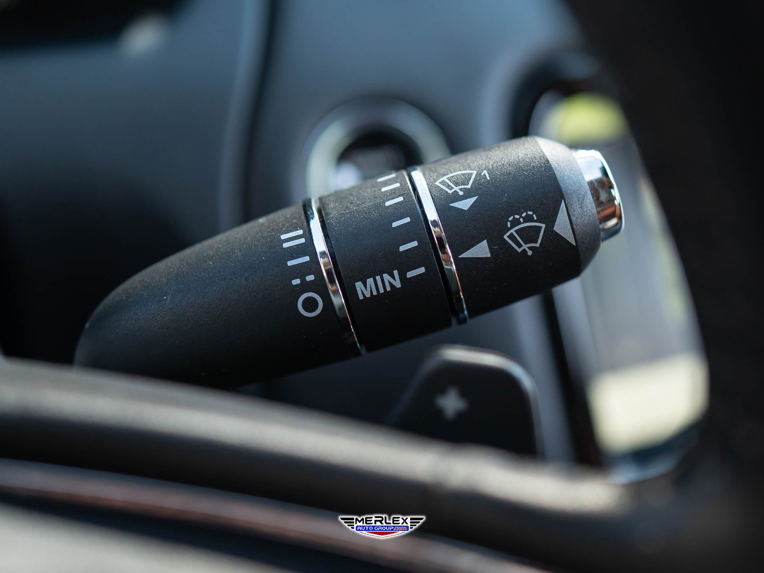 Used 2018 Jaguar XJ L Portfolio image 28