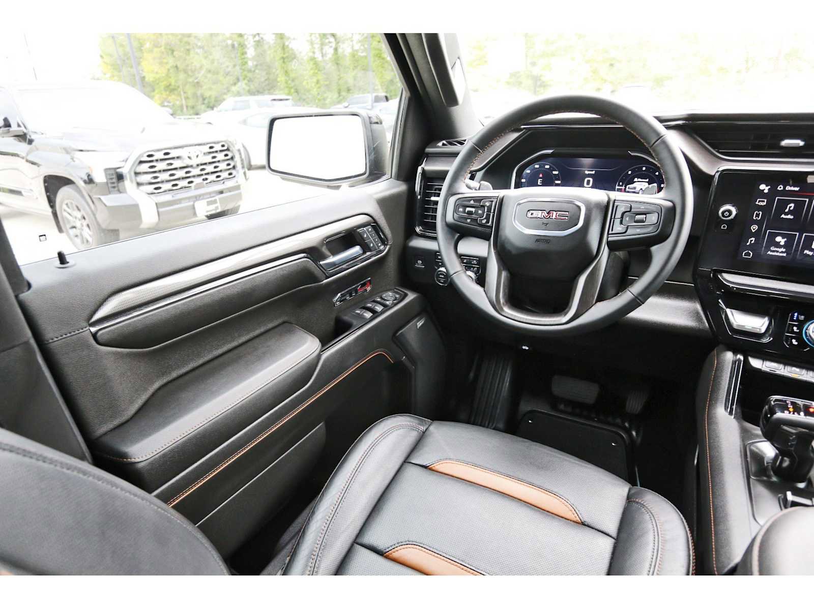 Used 2024 GMC Sierra 1500 AT4 w/ Technology Package image 6