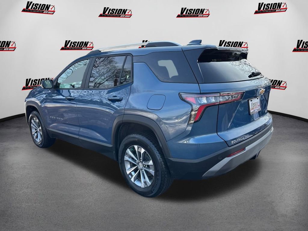 Used 2025 Chevrolet Equinox LT w/ Convenience Package II image 7