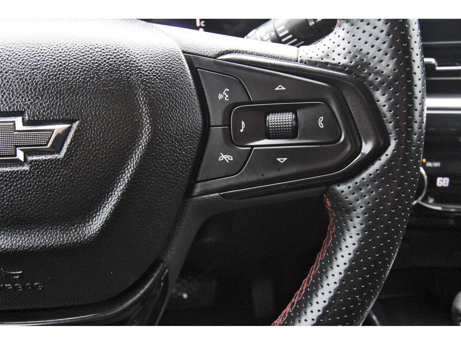 Used 2024 Chevrolet Trax RS w/ Driver Confidence Package image 18