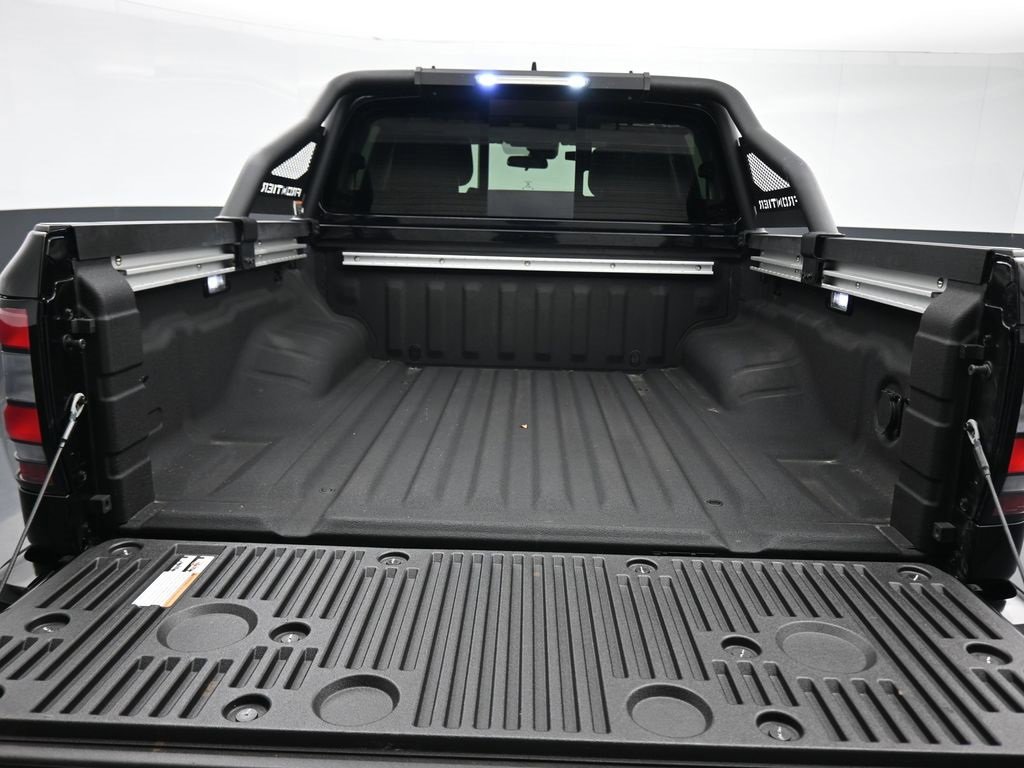 Used 2024 Nissan Frontier SV w/ SV Convenience Package image 46