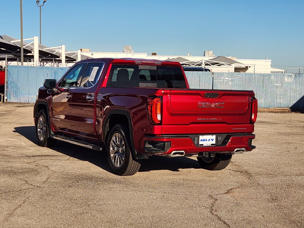Used 2022 GMC Sierra 1500 Denali w/ Driver Alert Package II AWD/4WD image 5