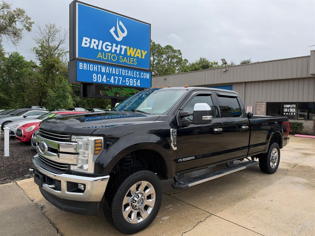 Used 2019 Ford F350 Lariat w/ Chrome Package AWD/4WD image 1