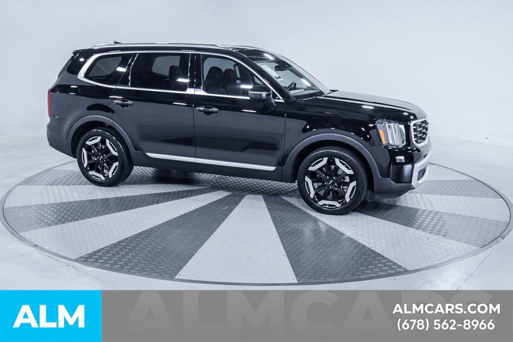 Used 2024 Kia Telluride S w/ S Sunroof Package FWD image 9
