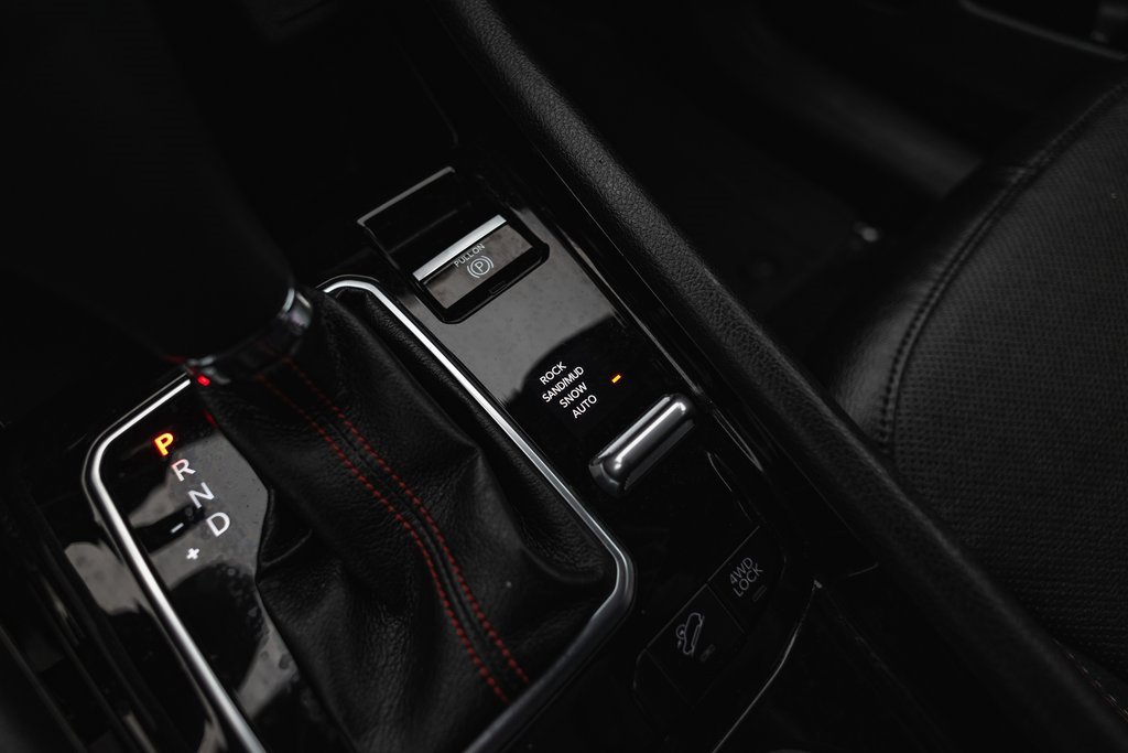 Used 2023 Jeep Compass Trailhawk w/ Trailhawk Elite Group image 19