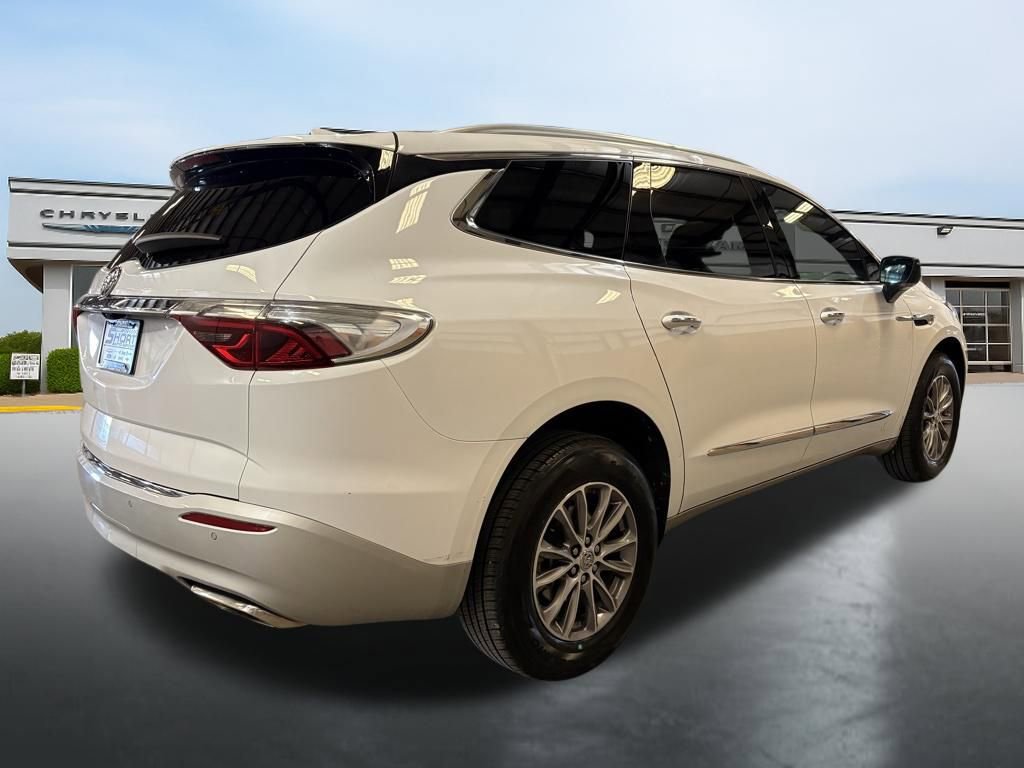Used 2024 Buick Enclave Premium image 5
