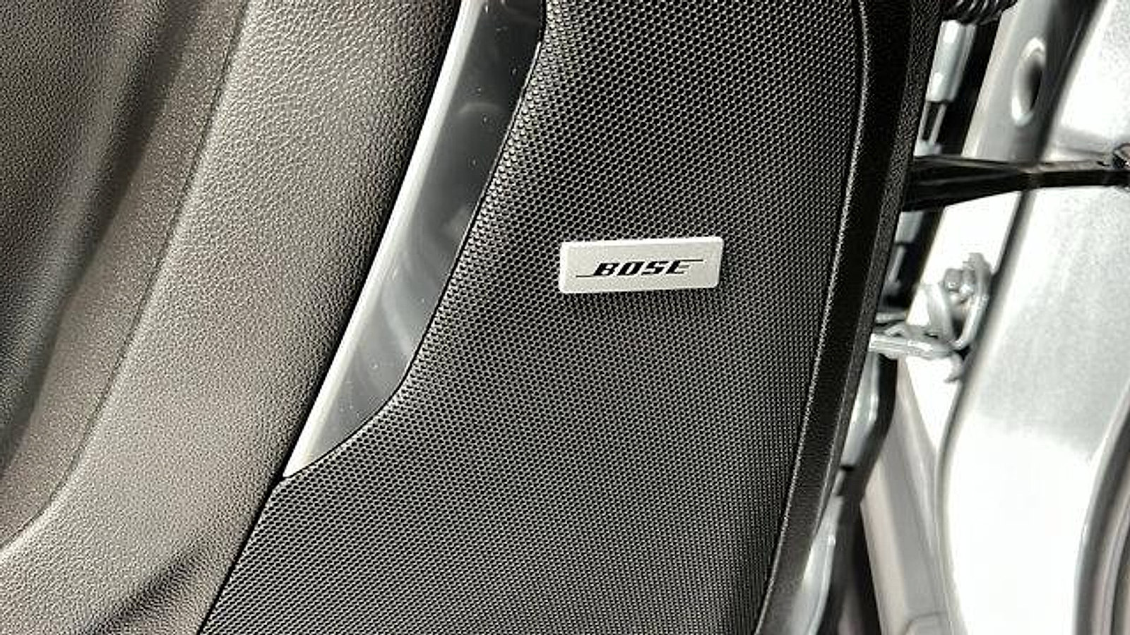 New 2025 Chevrolet Suburban Premier w/ Sun And Tow Package image 11