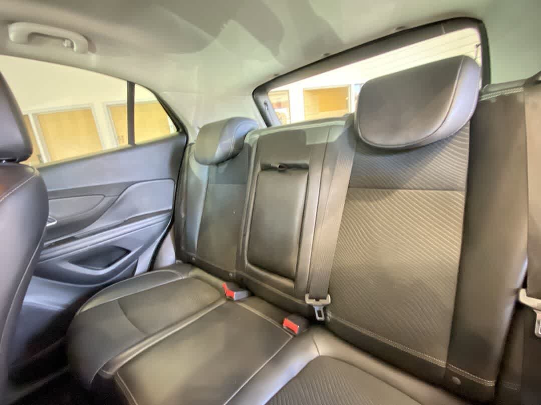 Used 2014 Buick Encore Convenience FWD image 24
