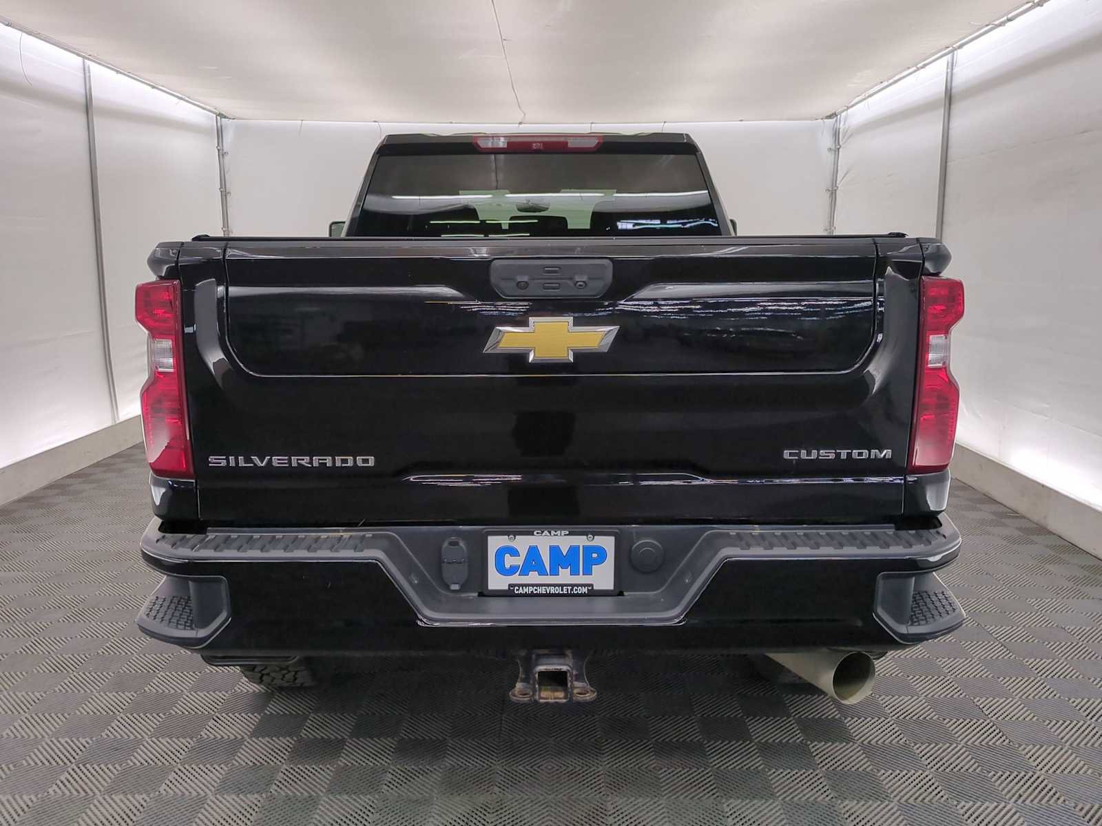 Used 2023 Chevrolet Silverado 2500 Custom w/ Custom Value Package image 5