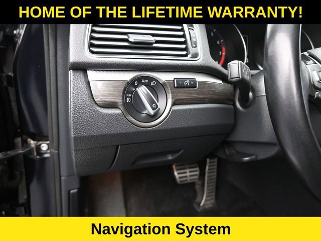 Used 2017 Volkswagen Passat 1.8T SEL Premium image 16