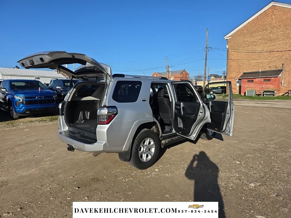 Used 2021 Toyota 4Runner SR5 image 34