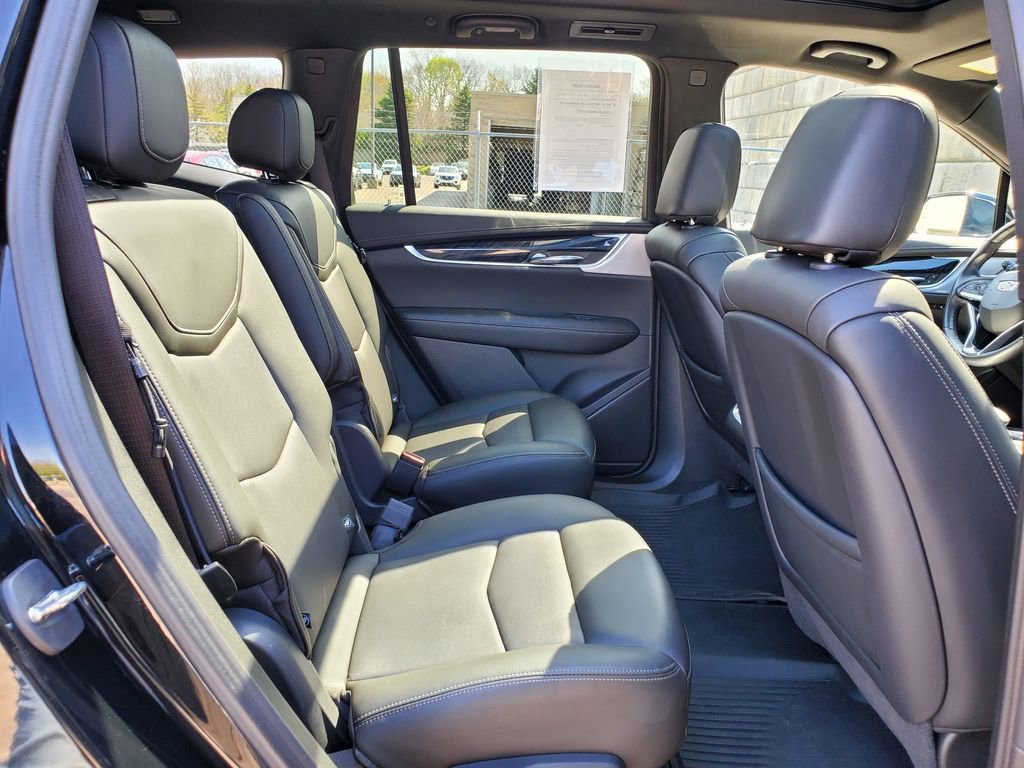 Certified 2023 Cadillac XT6 Premium Luxury w/ LPO, Floor Liner Package AWD/4WD image 37