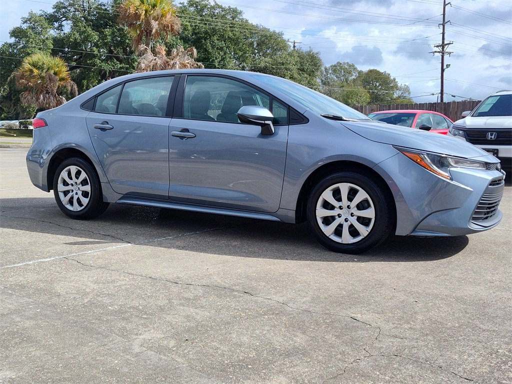 Used 2024 Toyota Corolla LE image 13