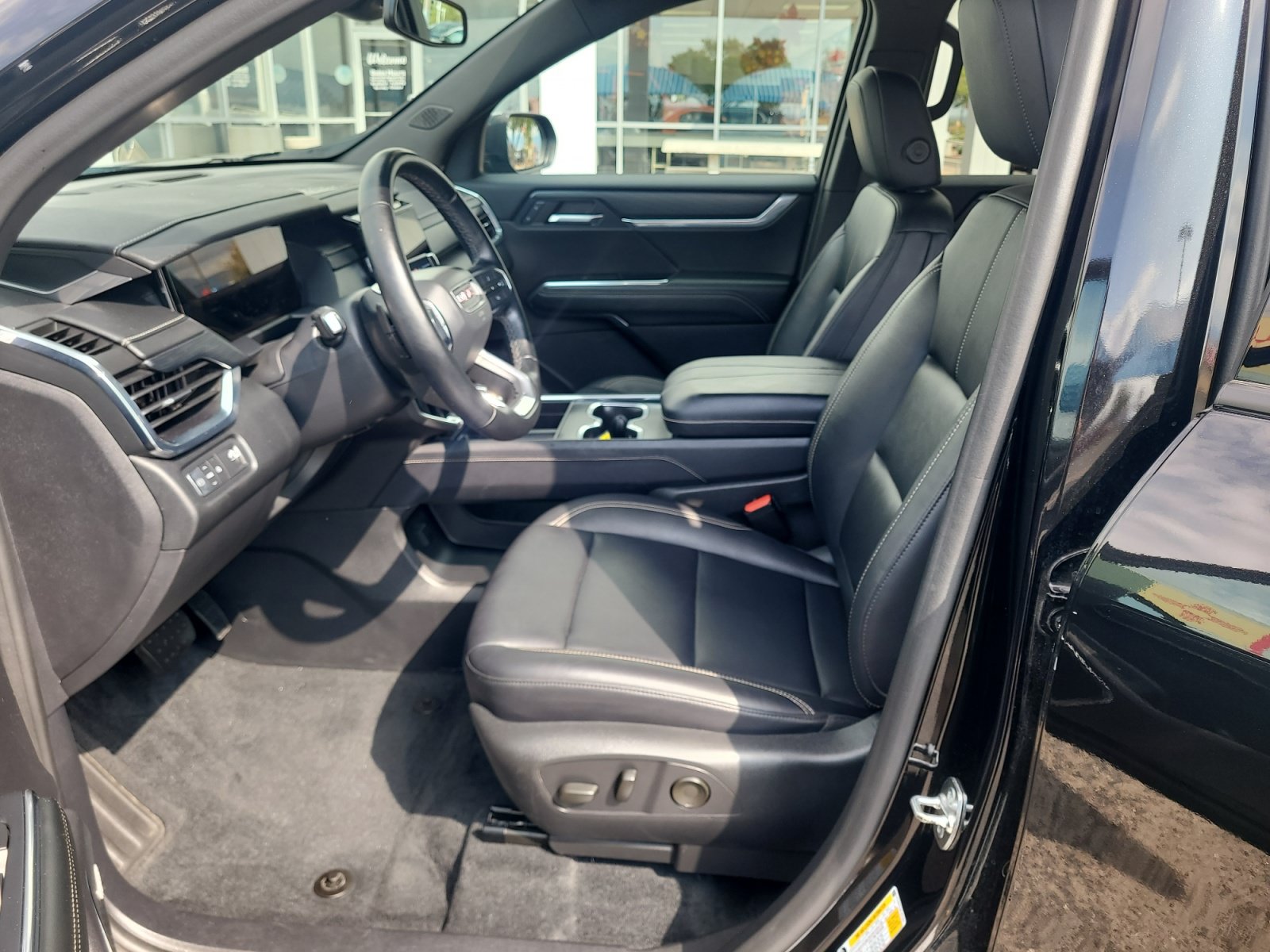 Used 2024 GMC Acadia Elevation FWD image 14