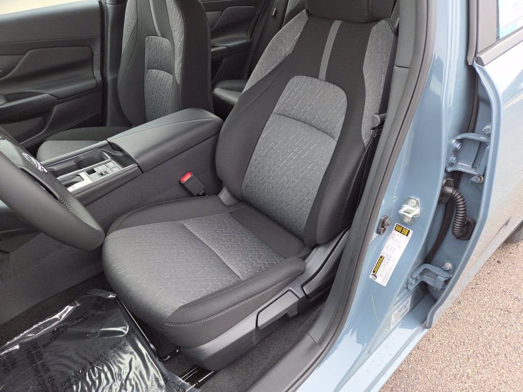 New 2026 Nissan Sentra SV w/ SV Convenience Package FWD image 15