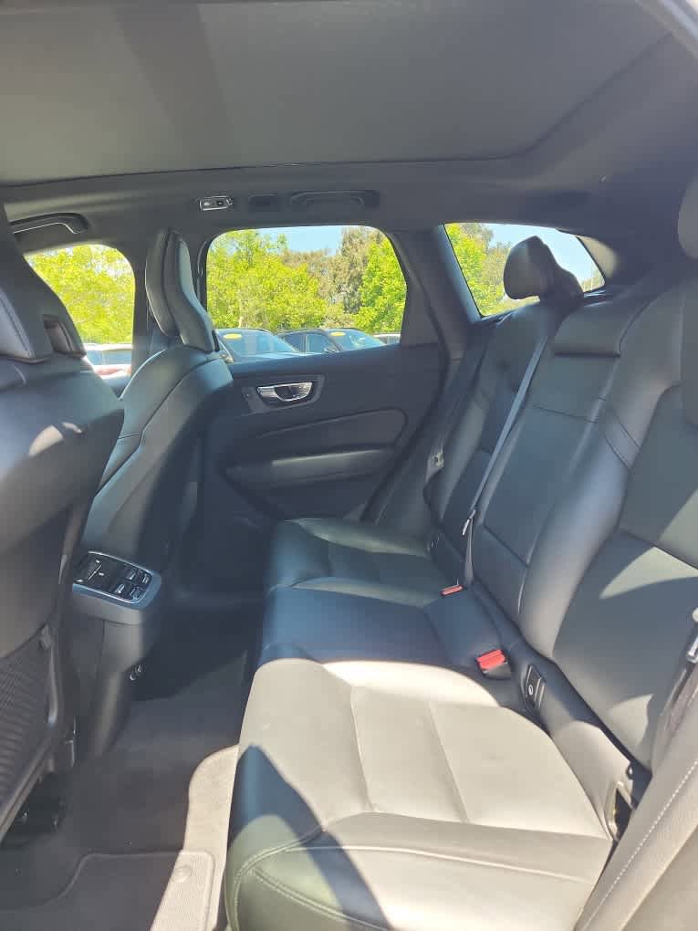 Used 2019 Volvo XC60 T5 Inscription AWD/4WD image 5