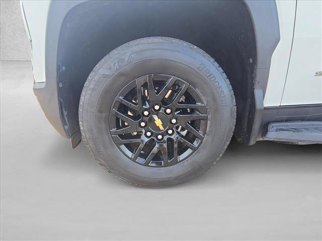Used 2024 Chevrolet Silverado EV W/T AWD/4WD image 24