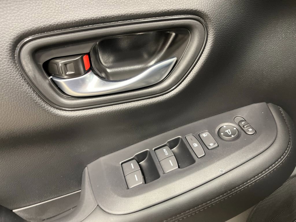 New 2027 Honda HR-V LX image 13