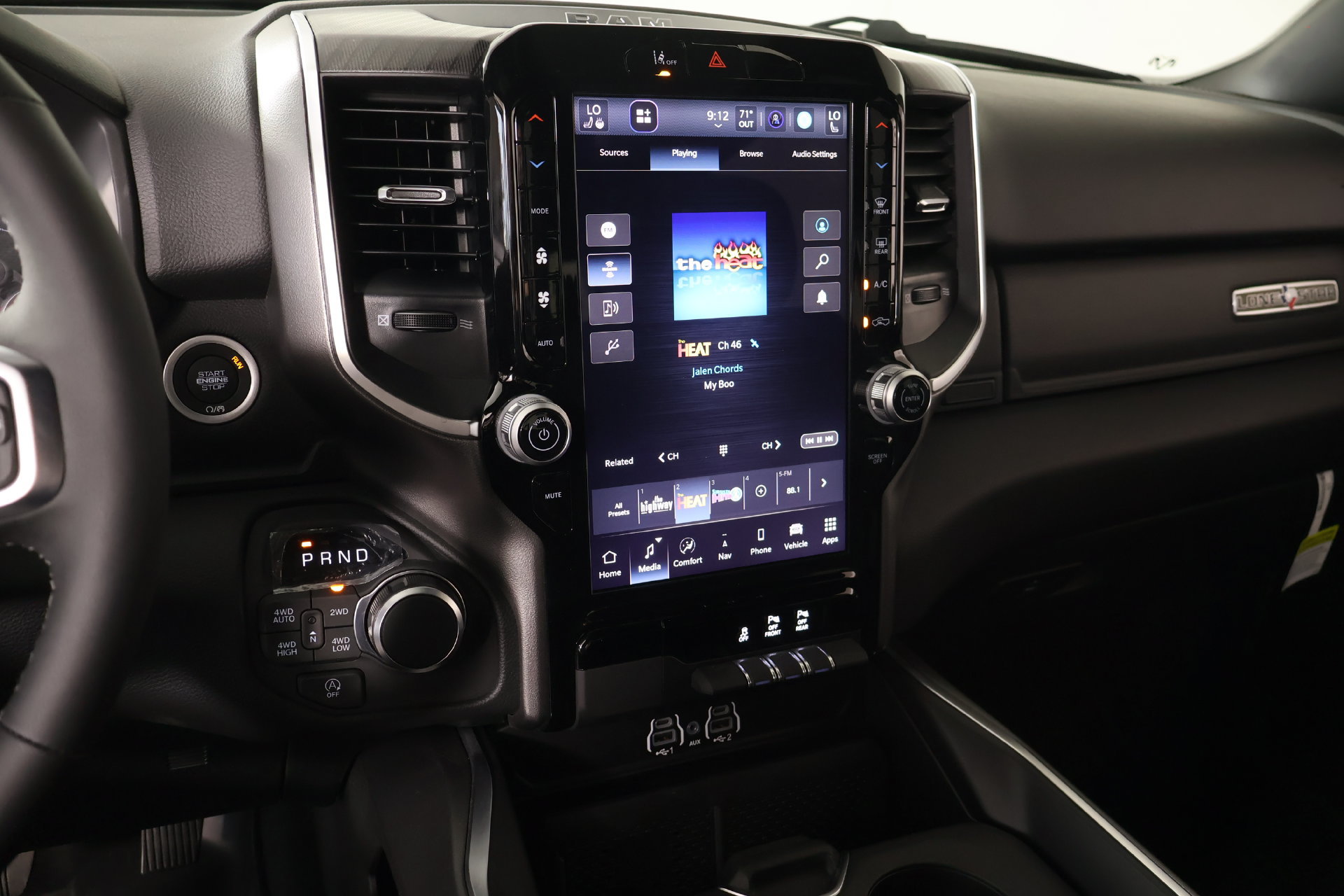 New 2026 RAM 1500 4x4 Crew Cab image 5
