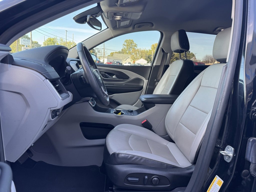 Used 2022 GMC Terrain SLT image 5